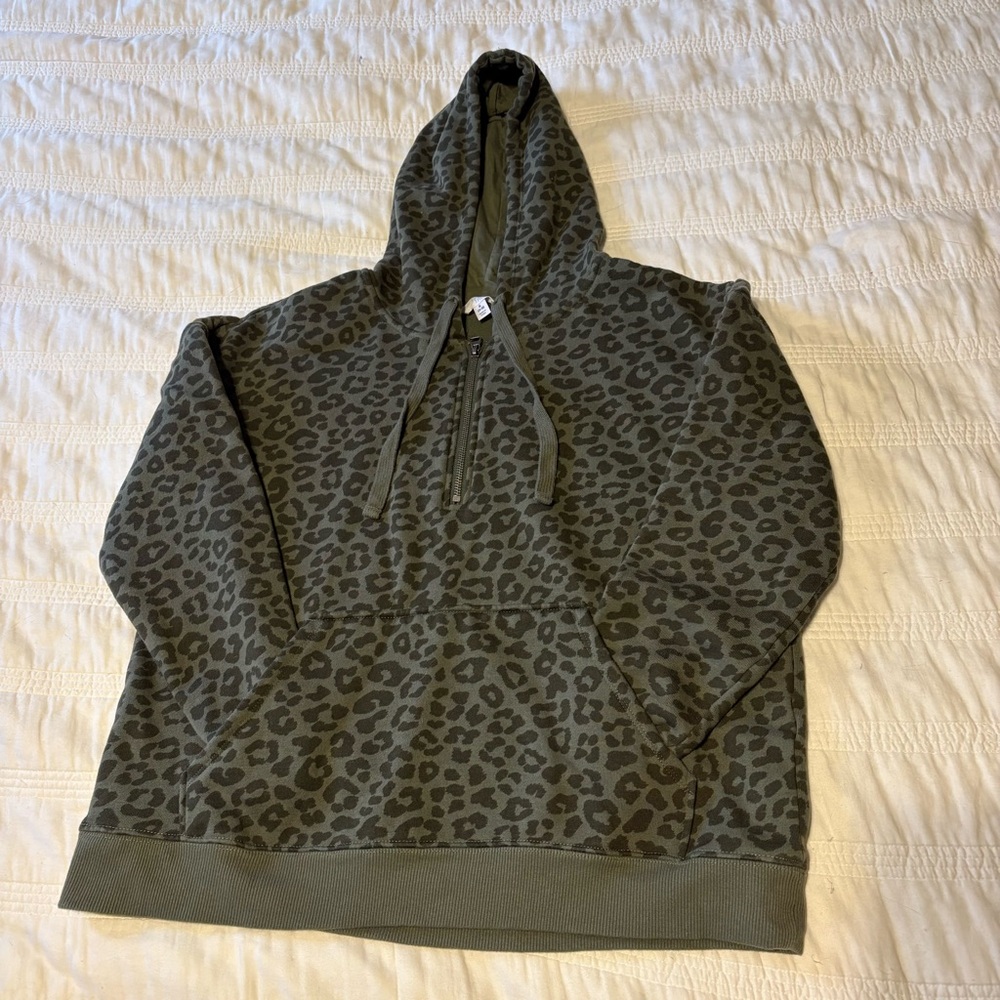 Time and Tru Hoodie Olive Leopard Print